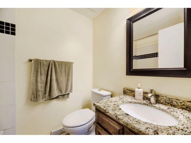 7101 W Yale Ave 3904, Denver, CO 80227