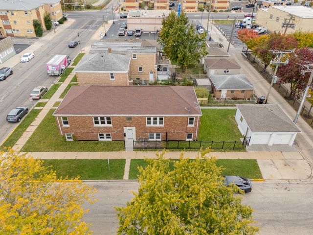 7133 W 16th Street, Berwyn, IL 60402