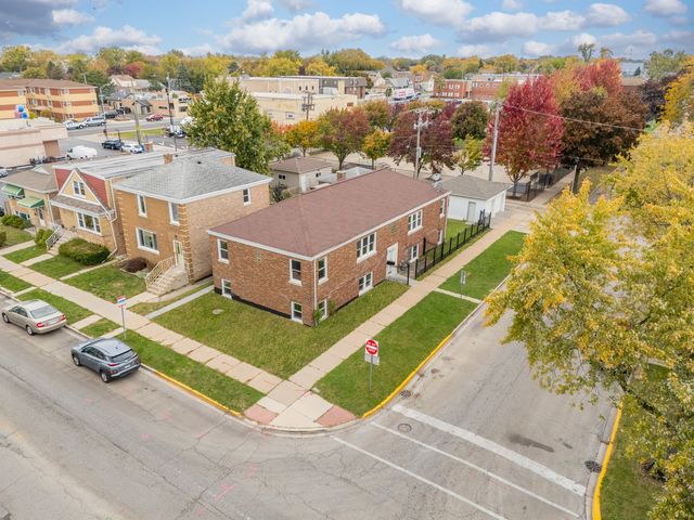 7133 W 16th Street, Berwyn, IL 60402