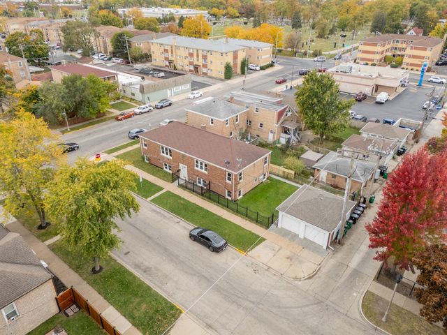 7133 W 16th Street, Berwyn, IL 60402