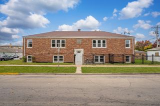 7133 W 16th Street, Berwyn, IL 60402