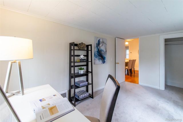 1037 Longfellow Avenue, Royal Oak, MI 48067