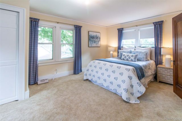 1037 Longfellow Avenue, Royal Oak, MI 48067