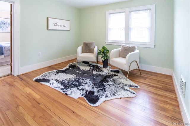 1037 Longfellow Avenue, Royal Oak, MI 48067