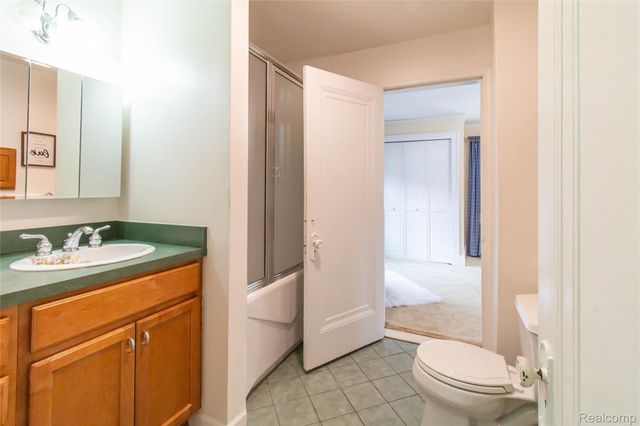 1037 Longfellow Avenue, Royal Oak, MI 48067
