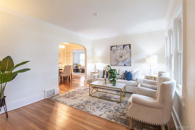 1037 Longfellow Avenue, Royal Oak, MI 48067