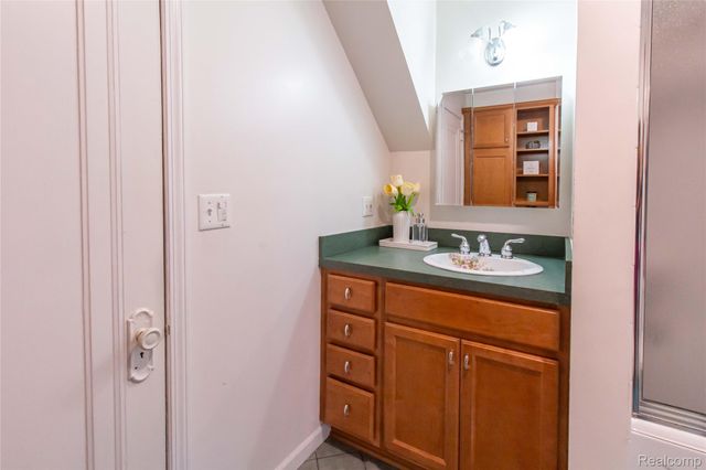 1037 Longfellow Avenue, Royal Oak, MI 48067