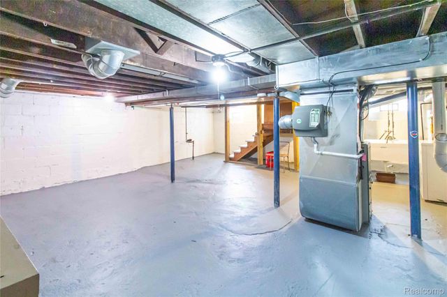 1037 Longfellow Avenue, Royal Oak, MI 48067
