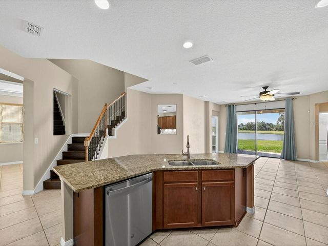1822 TROPHY BASS WAY, Kissimmee, FL 34746