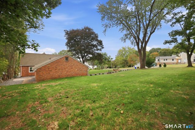 65 Highland Avenue, Middletown, CT 06457