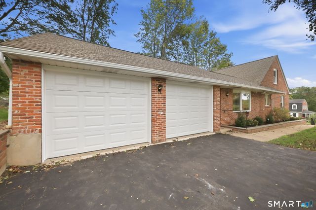 65 Highland Avenue, Middletown, CT 06457