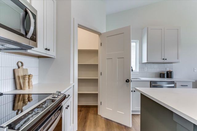 5570 Wandering Way, Maize, KS 67101