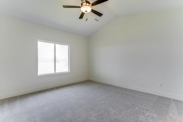 5570 Wandering Way, Maize, KS 67101