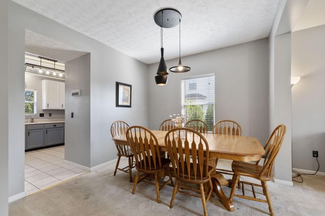 730 Montmorency Drive E, Pickerington, OH 43147