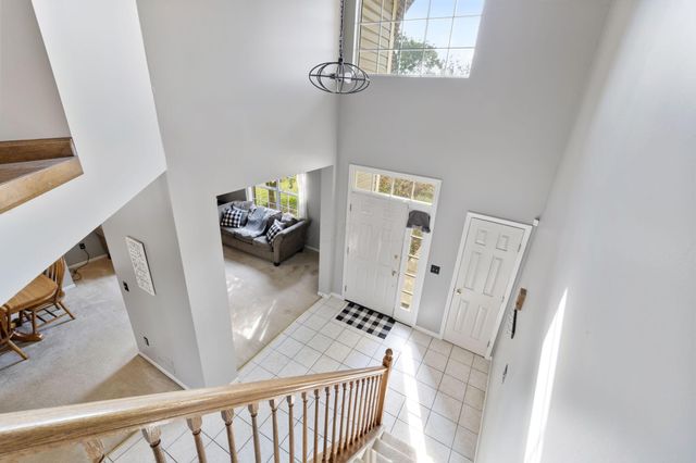 730 Montmorency Drive E, Pickerington, OH 43147