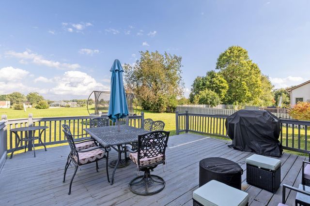 730 Montmorency Drive E, Pickerington, OH 43147
