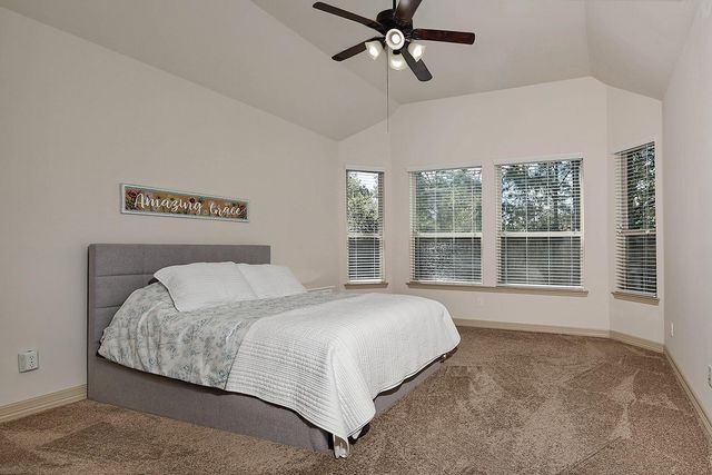 146 Hearthshire Circle, The Woodlands, TX 77354