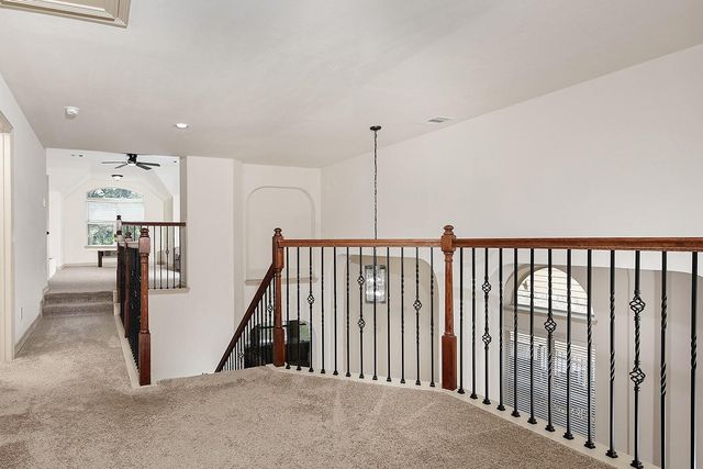 146 Hearthshire Circle, The Woodlands, TX 77354