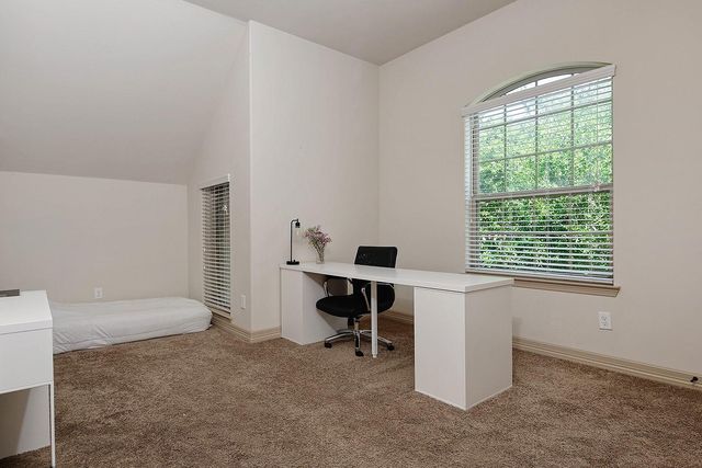 146 Hearthshire Circle, The Woodlands, TX 77354