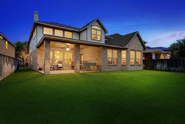 146 Hearthshire Circle, The Woodlands, TX 77354