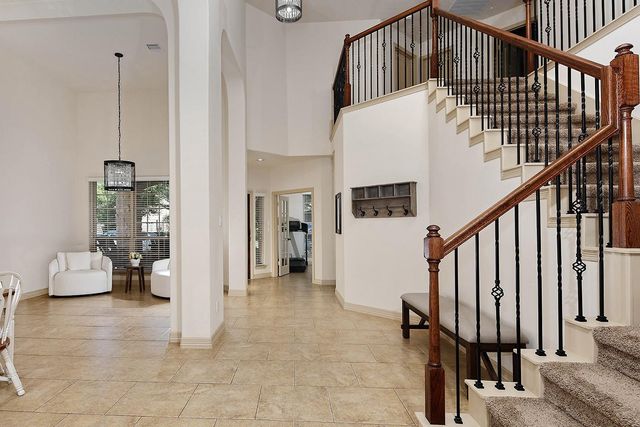 146 Hearthshire Circle, The Woodlands, TX 77354