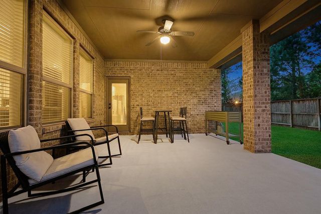 146 Hearthshire Circle, The Woodlands, TX 77354