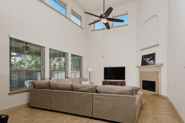 146 Hearthshire Circle, The Woodlands, TX 77354