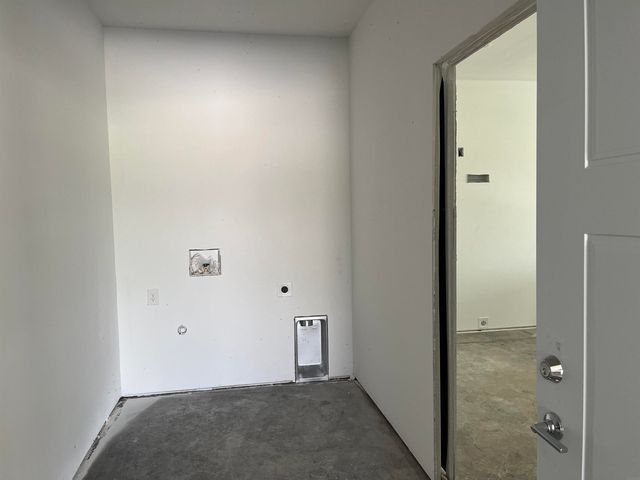 1789-1 Golf Course Boulevard, Independence, IA 50644