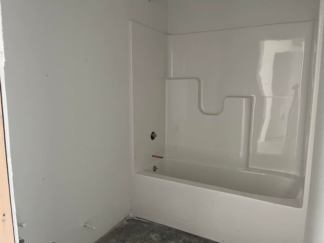 1789-1 Golf Course Boulevard, Independence, IA 50644