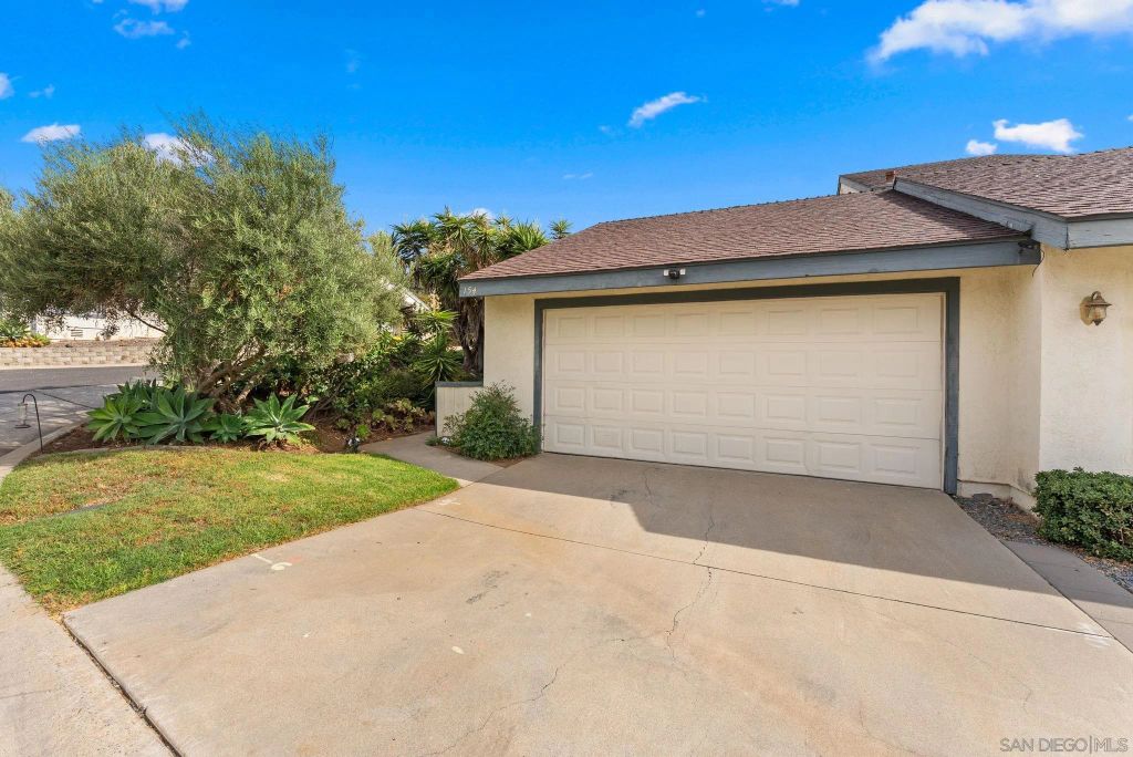 154 Cerco Rosado, San Marcos, CA 92069