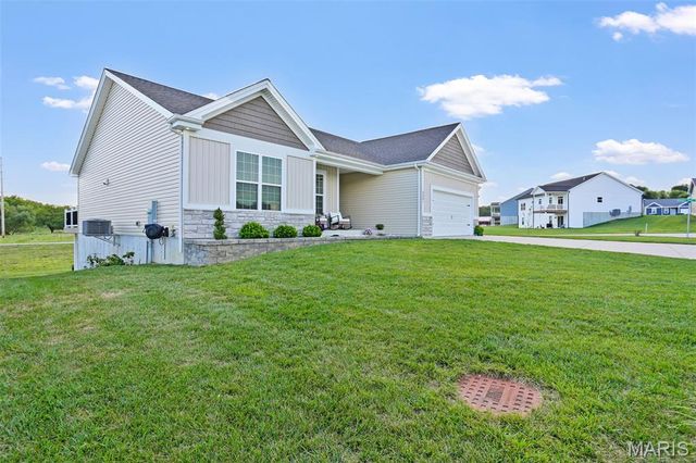 2301 Peyton's Place, Washington, MO 63090