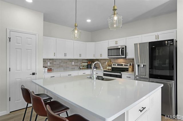 2301 Peyton's Place, Washington, MO 63090