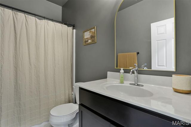 2301 Peyton's Place, Washington, MO 63090