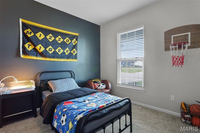 2301 Peyton's Place, Washington, MO 63090