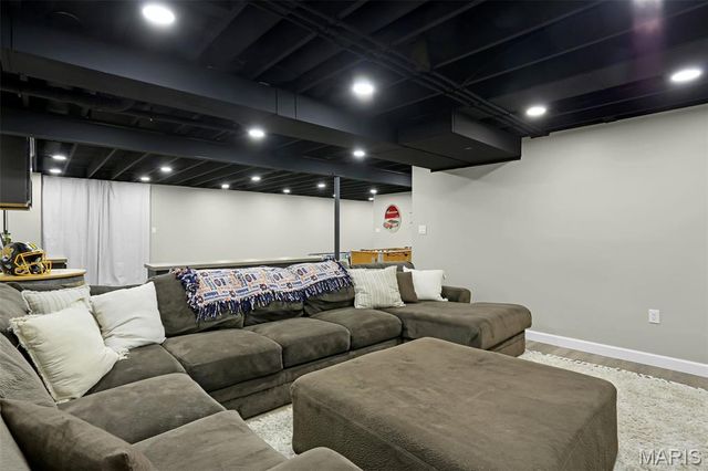 2301 Peyton's Place, Washington, MO 63090