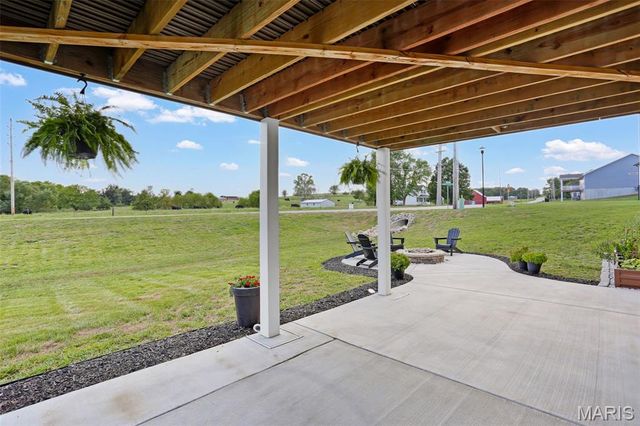 2301 Peyton's Place, Washington, MO 63090