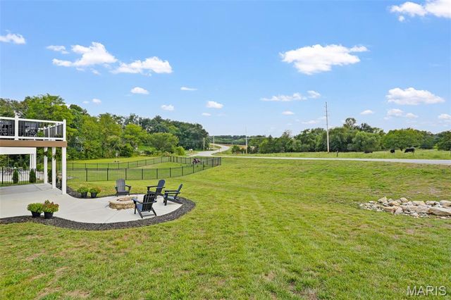 2301 Peyton's Place, Washington, MO 63090