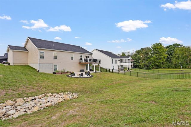 2301 Peyton's Place, Washington, MO 63090