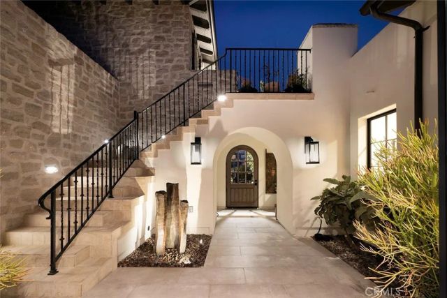 7 Water Port, Newport Coast, CA 92657