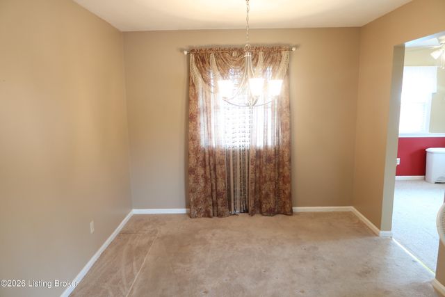 3503 Fernheather Dr, Louisville, KY 40216