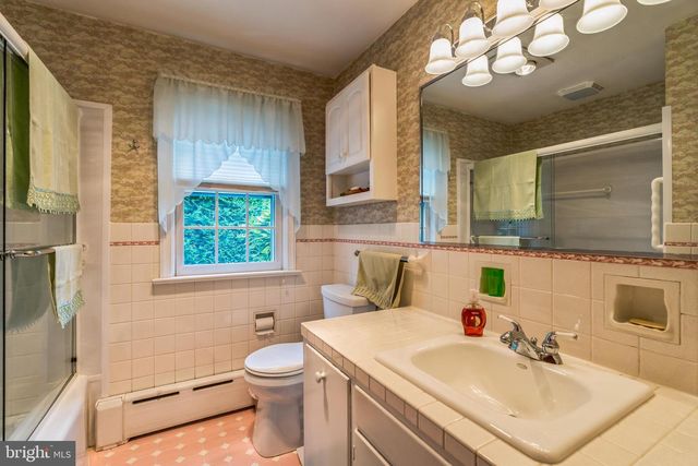 441 MONTGOMERY AVE, Souderton, PA 18964
