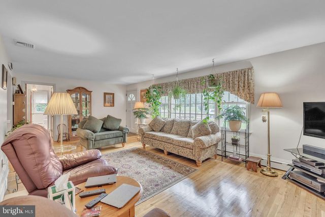 441 MONTGOMERY AVE, Souderton, PA 18964