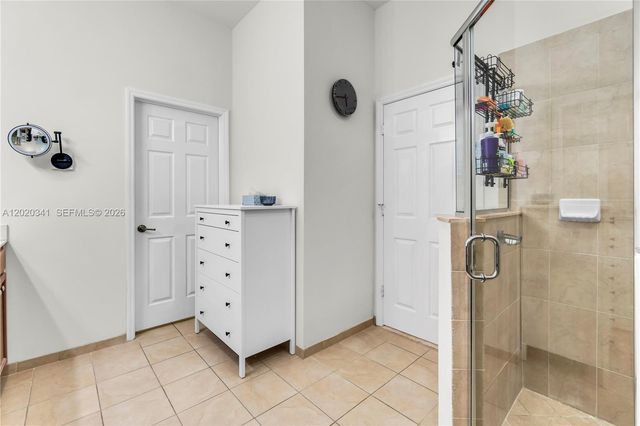 17064 SW 90th Way, Miami, FL 33196