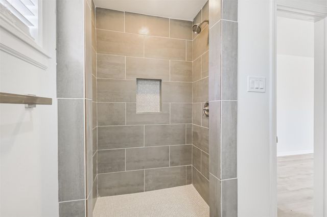 422 Dover Lane, Spring, TX 77373