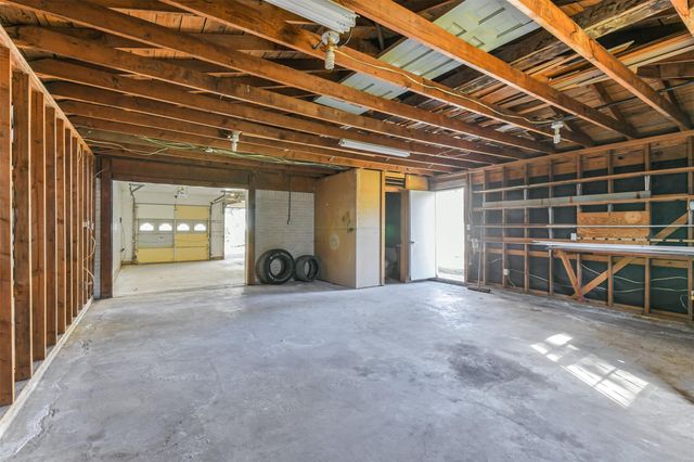 422 Dover Lane, Spring, TX 77373