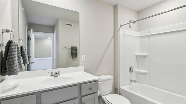 751 Olivia St, Collier Twp, PA 15205