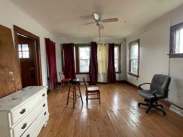 9958 S La Salle Street, Chicago, IL 60628