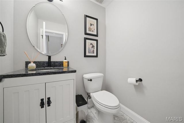9318 Kenneth Place, St Louis, MO 63132