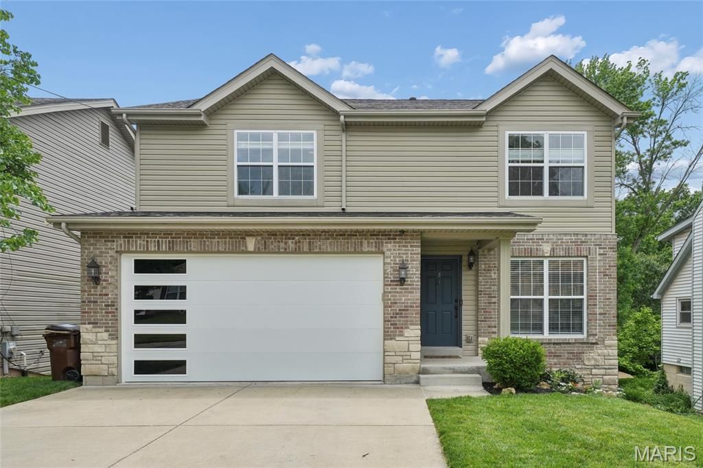 9318 Kenneth Place, St Louis, MO 63132