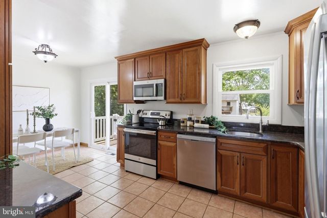944 AUTUMNWOOD DR, Gambrills, MD 21054